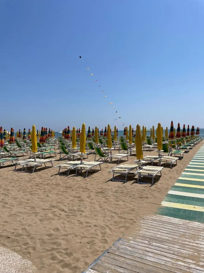 Foscolo Sunset House Apartment Lido di Jesolo 0*,  Italy