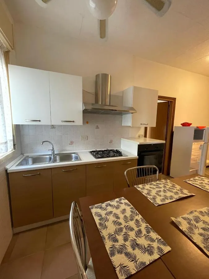 Foscolo Sunset House Apartment Lido di Jesolo 0*,
