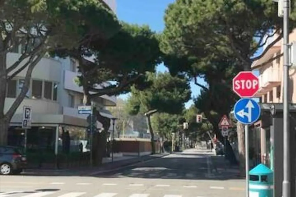 Foscolo Sunset House Apartment Lido di Jesolo 0*,